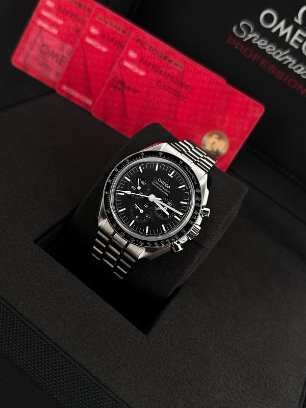Omega Speedmaster Professional "Moonwatch" Sapphire Sandwich